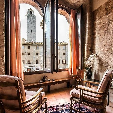 Апартаменты The Artists' Tower - Amazing View From The Tower Сан-Джиминьяно Экстерьер фото