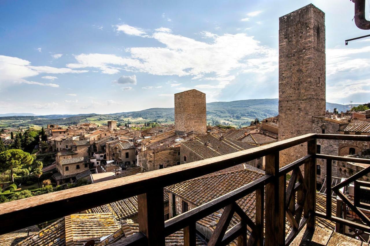 Апартаменты The Artists' Tower - Amazing View From The Tower Сан-Джиминьяно Экстерьер фото